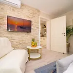 Delfin Гостевой дом 4*