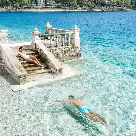 Delfin Gæstehus Mali Lošinj