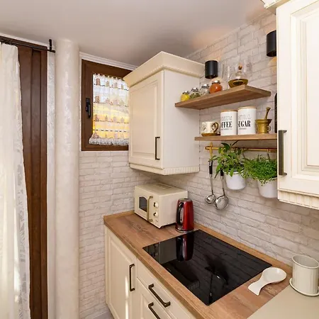 Guest house Delfin Mali Losinj